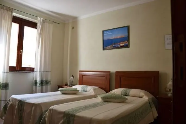 Tek Büyük veya İki Ayrı Yataklı Oda