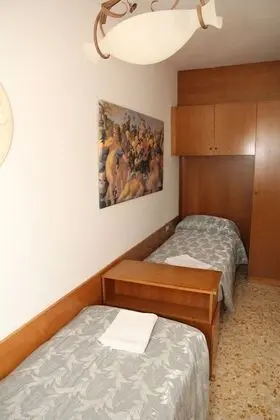 Dört Kişilik Oda