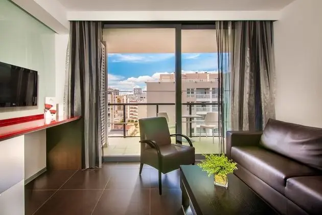 Süit, Kısmi Deniz Manzaralı (Sunset 2 Adults+ 1 Child)