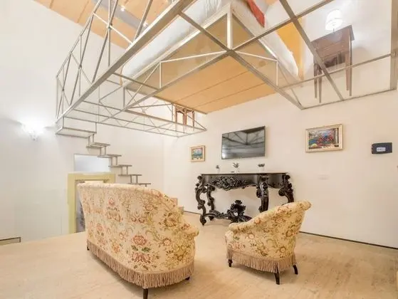 Executive Çatı Katı (Loft)