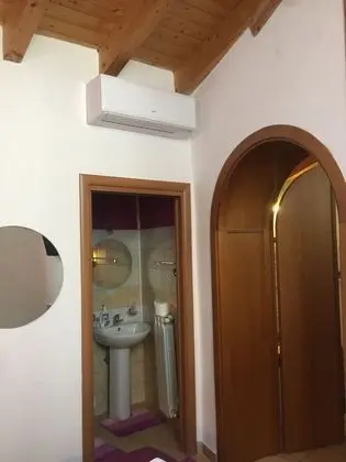 Economy Tek Büyük veya İki Ayrı Yataklı Oda