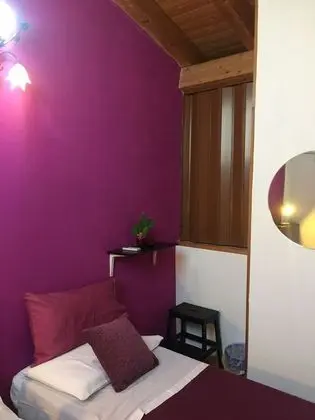 Economy Tek Büyük veya İki Ayrı Yataklı Oda