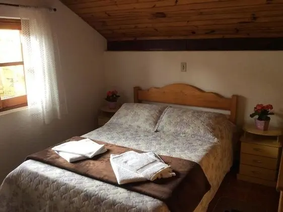 Dağ Evi, Sıcak Su Havuzu (Araucaria)