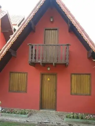 Dağ Evi, Sıcak Su Havuzu (Araucaria)