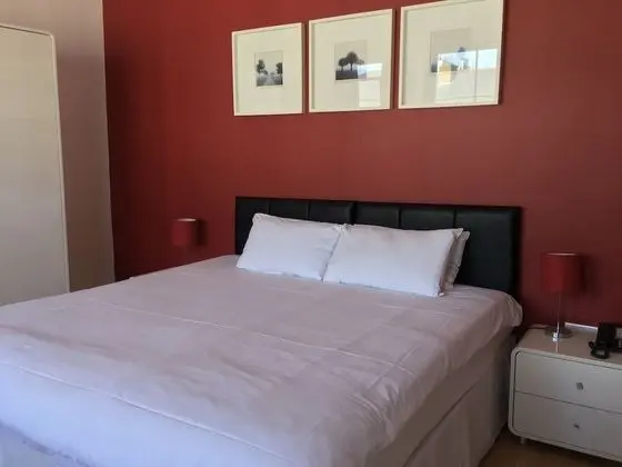 Superior Tek Büyük veya İki Ayrı Yataklı Oda