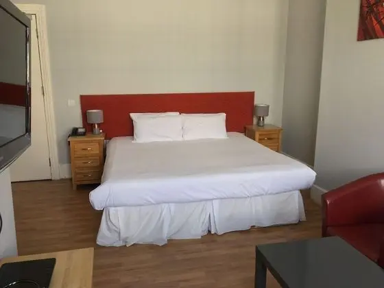 Superior Tek Büyük Yataklı Oda