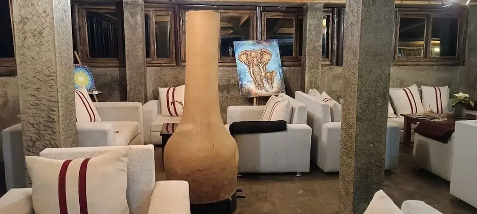 Üç Kişilik Oda