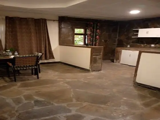 Üç Kişilik Oda
