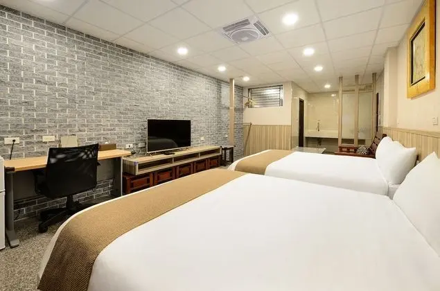 Dört Kişilik Oda, Balkon (Limited parking, reservation required)
