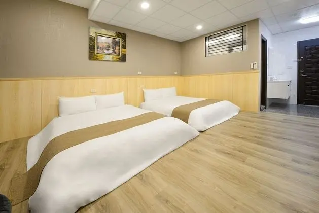 Dört Kişilik Oda (Limited parking, reservation required)