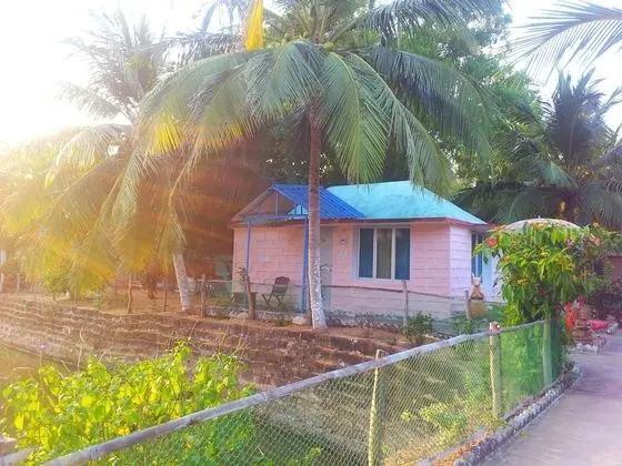 Luxury Kır Evi, 1 En Büyük (King) Boy Yatak, Özel Banyo, Göl Manzaralı