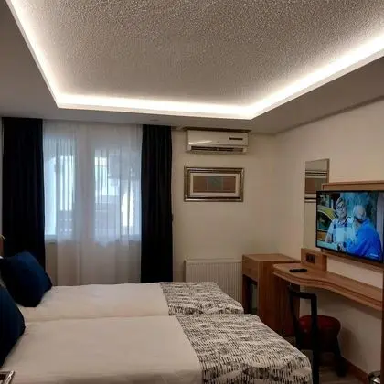 Standard Tek Büyük Yataklı Oda