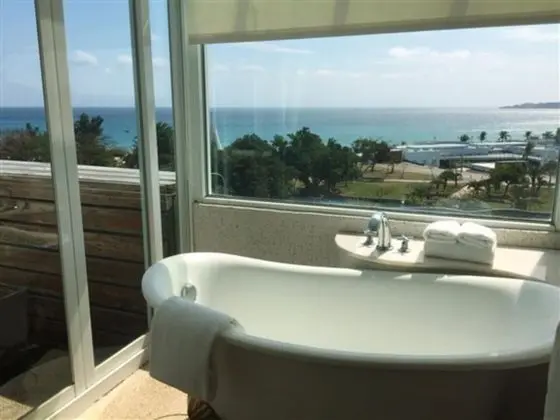 Deluxe Tek Büyük Yataklı Oda, Deniz Manzaralı