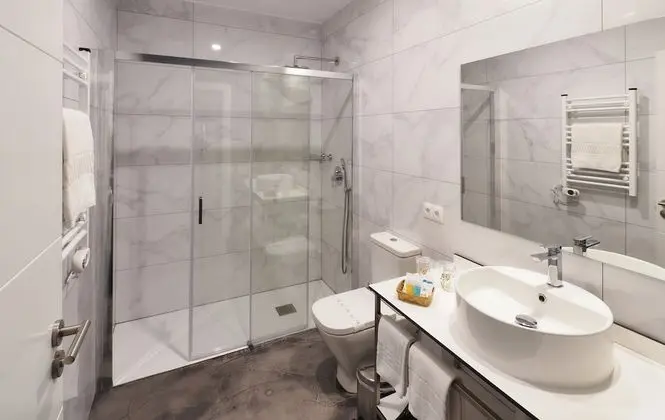 Üç Kişilik Oda (3 adults)