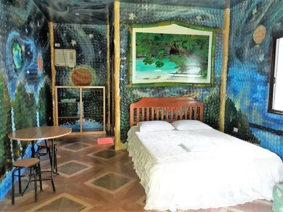 Family Oda, Bahçe Manzaralı