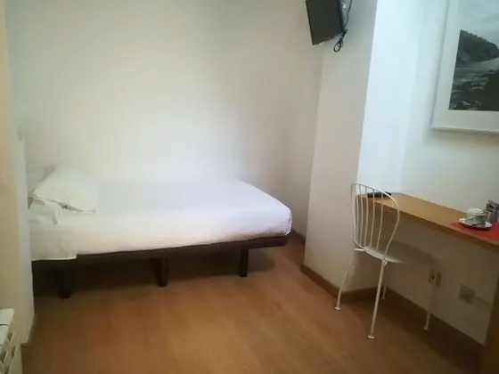 Tek Kişilik Oda, 1 Tek Kişilik Yatak