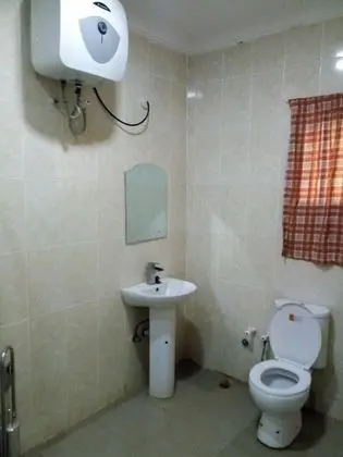 Deluxe Oda, 1 En Büyük (King) Boy Yatak