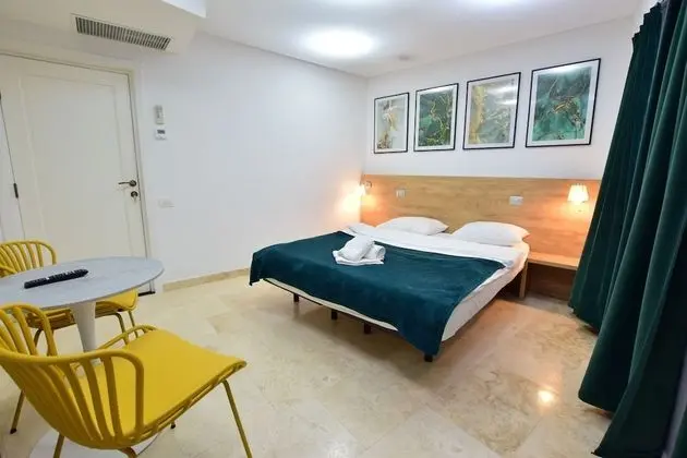 Comfort Tek Büyük Yataklı Oda