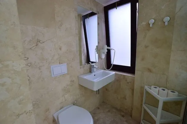 Economy Tek Büyük Yataklı Oda