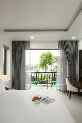 Deluxe Tek Büyük Yataklı Oda