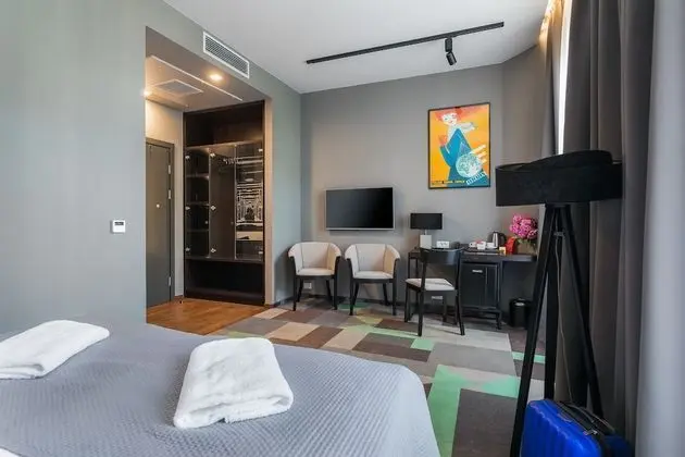 Design Tek Büyük Yataklı Oda