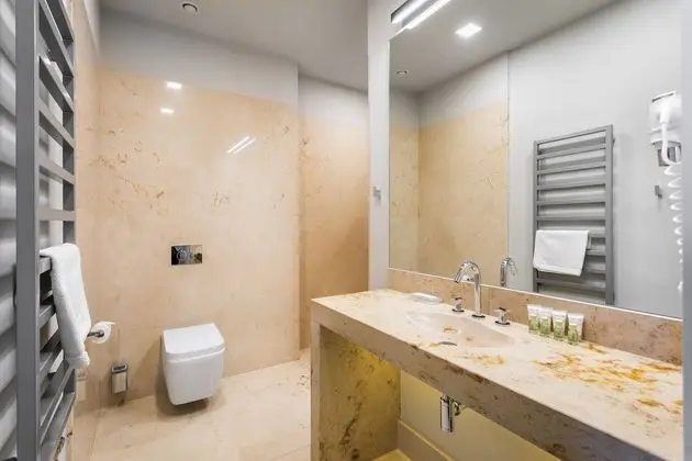 Design Tek Büyük Yataklı Oda