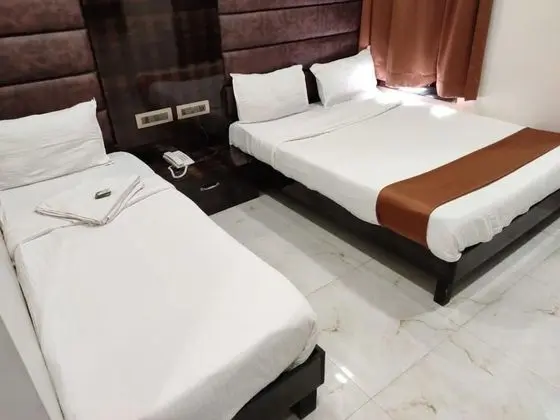 Deluxe Üç Kişilik Oda