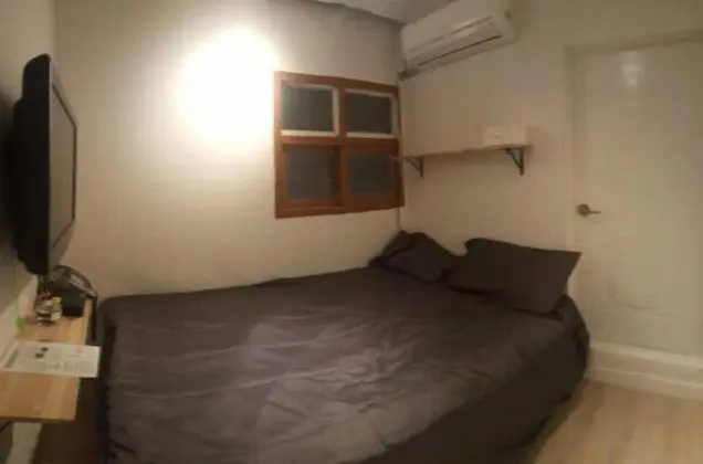 Mono & White Room