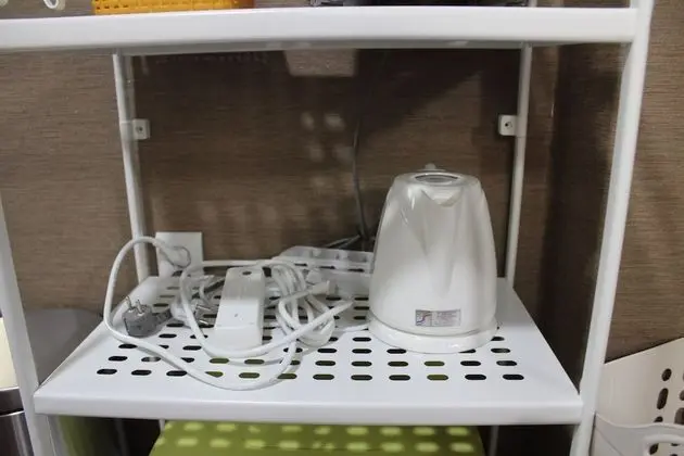 Üç Kişilik Oda, 2 Yatak Odası, Küçük Mutfak