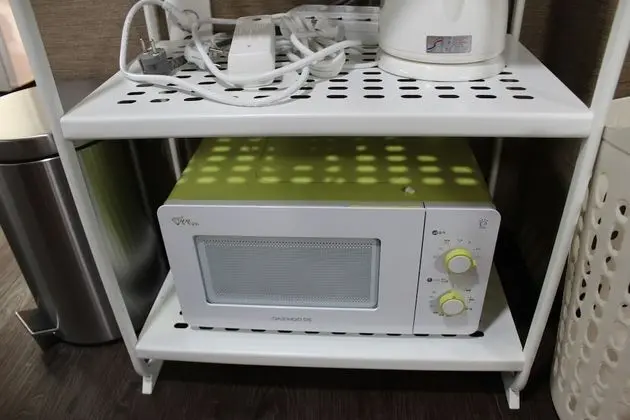 Üç Kişilik Oda, 2 Yatak Odası, Küçük Mutfak