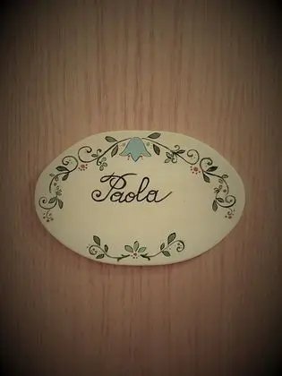Tek Büyük Yataklı Oda, 1 Çift Kişilik Yatak, Ortak Banyo, Şehir Manzaralı (Paola)