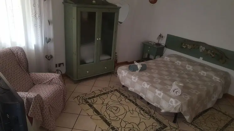 Üç Kişilik Oda, Birden Çok Yatak, Ortak Banyo (Giorgia)
