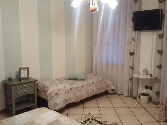 Üç Kişilik Oda, Birden Çok Yatak, Ortak Banyo (Giorgia)