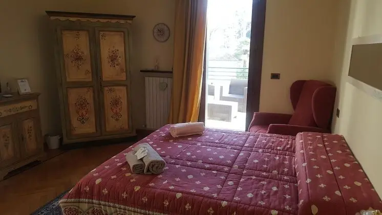Üç Kişilik Oda, Özel Banyo (Adriana)