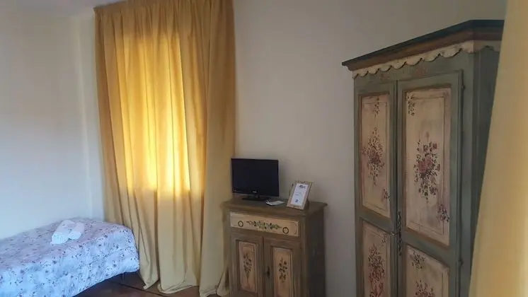 Üç Kişilik Oda, Özel Banyo (Adriana)