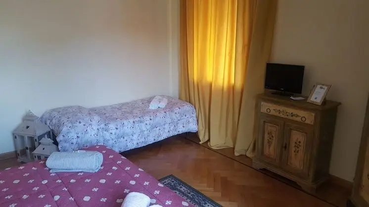 Üç Kişilik Oda, Özel Banyo (Adriana)