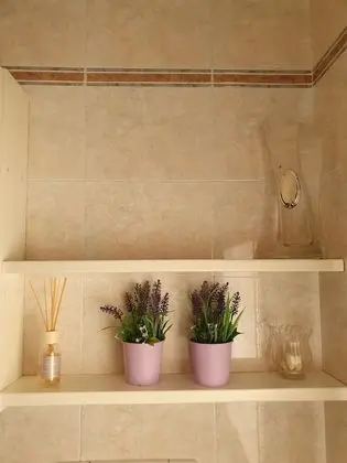Üç Kişilik Oda, Özel Banyo (Adriana)
