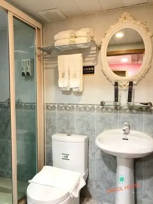 Classic Tek Büyük Yataklı Oda