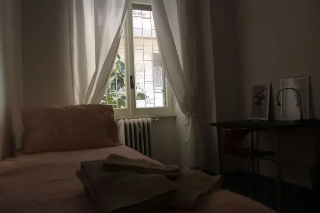 Üç Kişilik Oda, Ortak Banyo (Bianca)