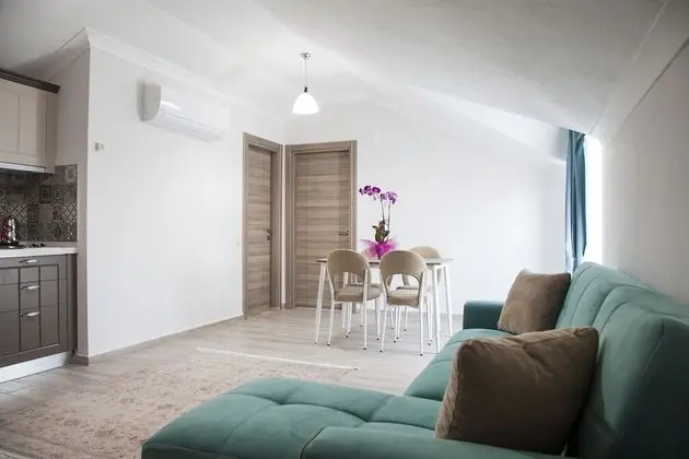 Family Suite, Accessible, Pool View