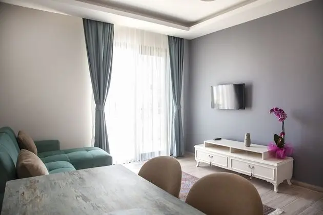 Superior Penthouse