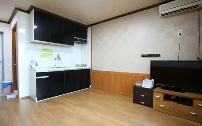 Oda (Room 306 (Ondol Room))