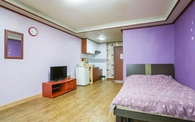 Oda (Room 202)