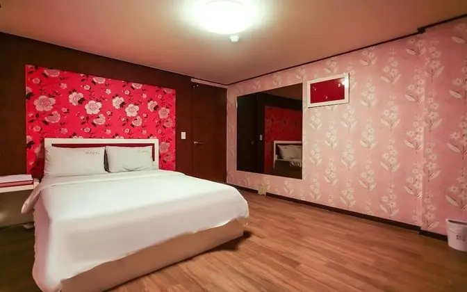 Oda (Special Room)