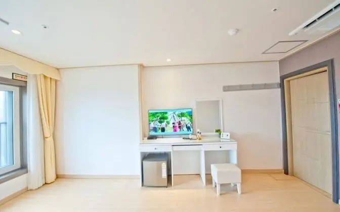 Oda (211 (Ondol Room))
