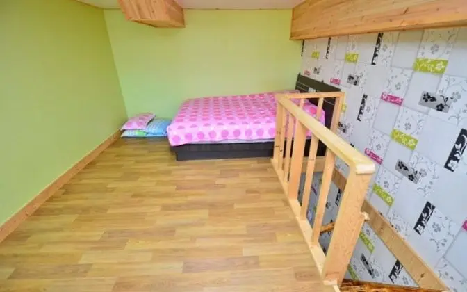 Oda (Room 102 Purple Room)