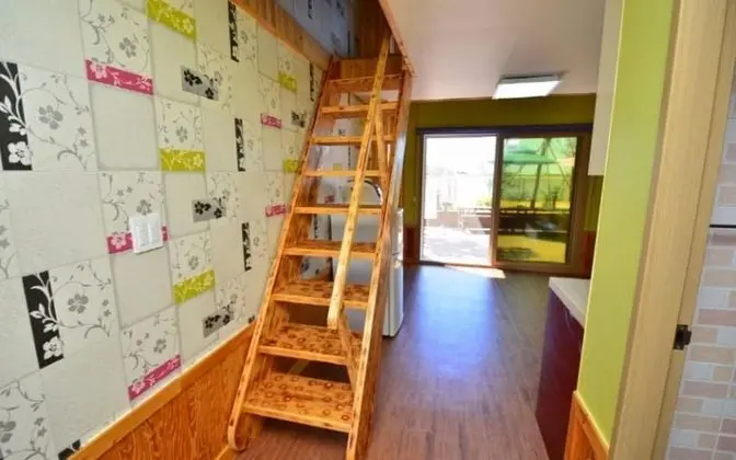 Oda (Room 102 Purple Room)