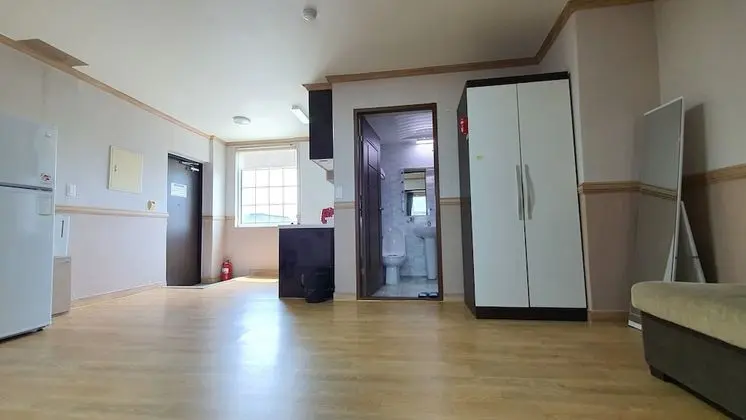 7.Two Room Type Special
