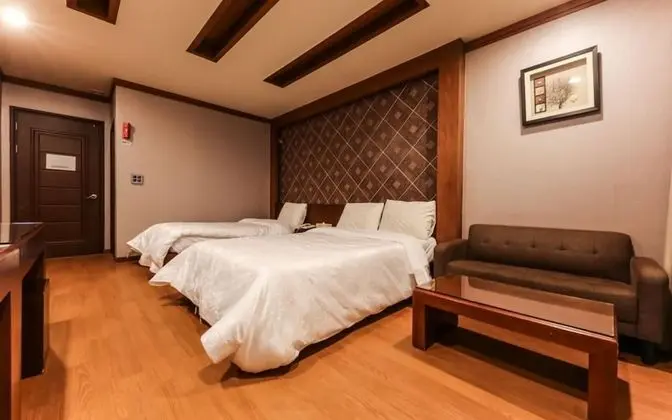 Oda (Twin Bedroom (Daecheon Harbor View))