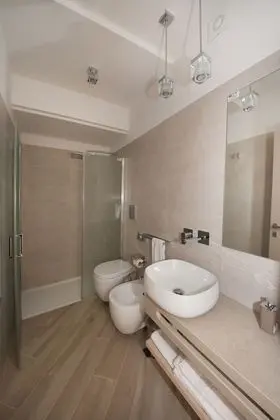 Deluxe Tek Büyük veya İki Ayrı Yataklı Oda, Deniz Manzaralı